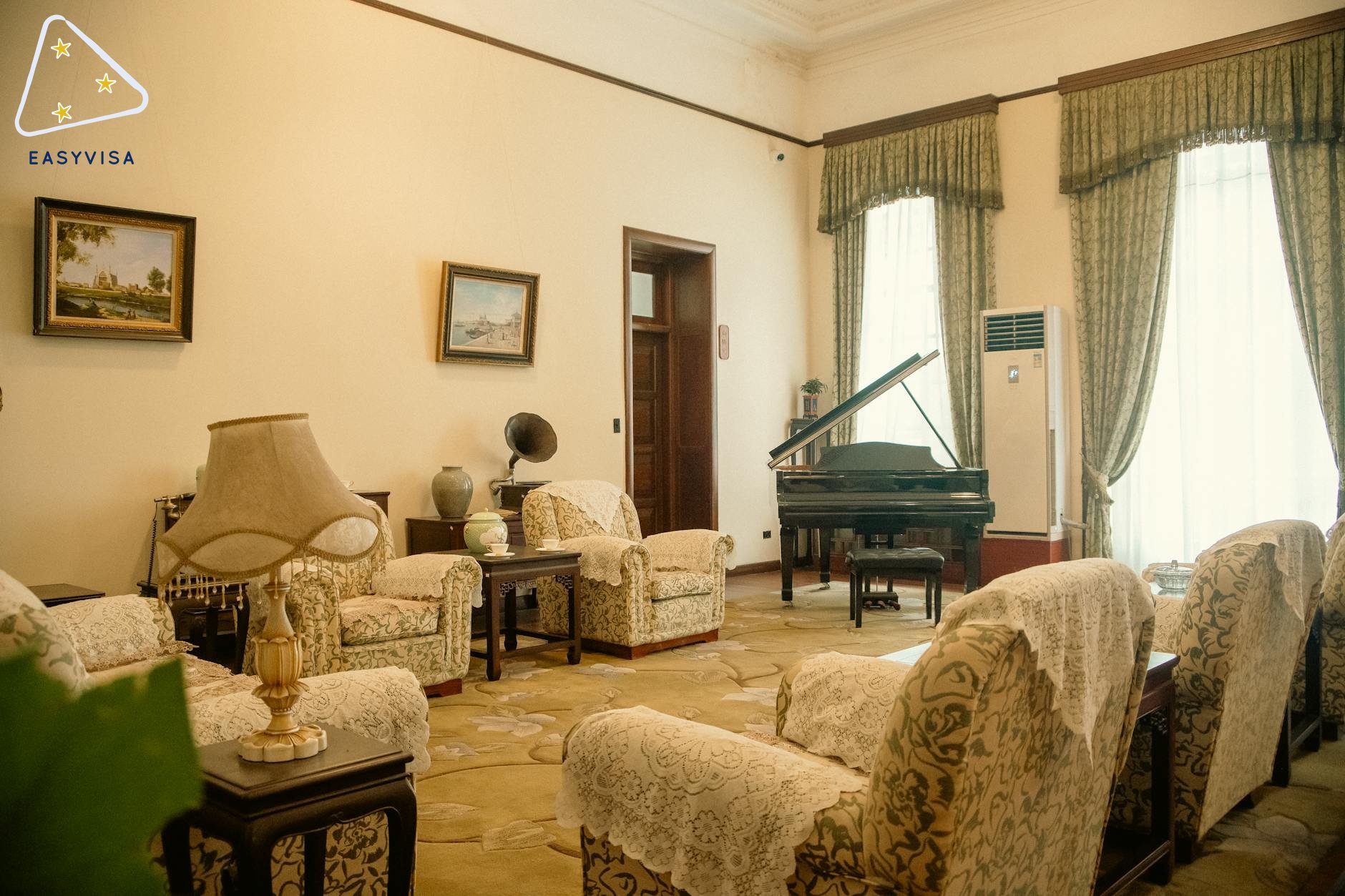 生活中的新机会：加拿大家属工作许可证