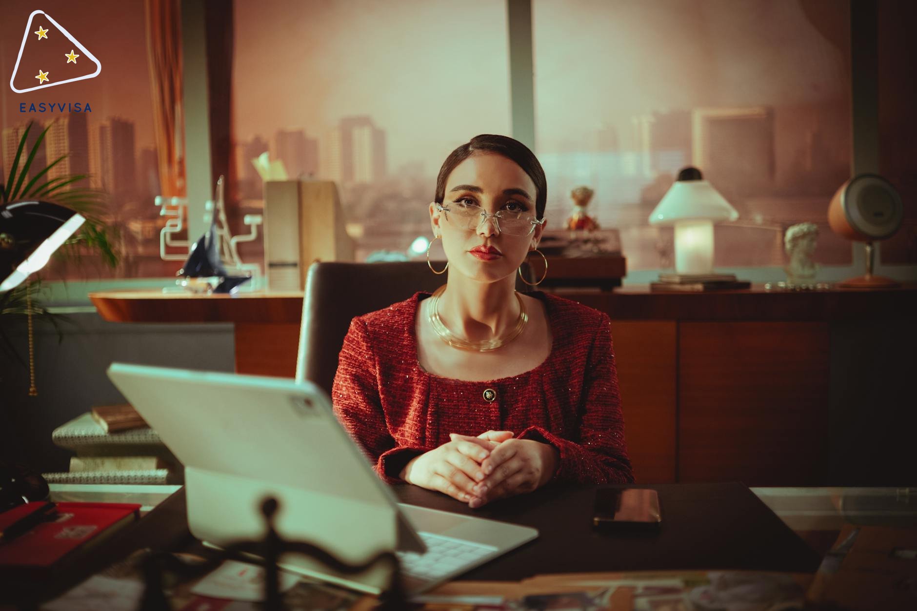 Làm việc tại Canada với Giấy phép lao động hết hạn